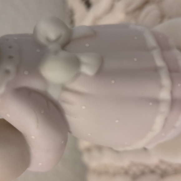 Precious Moments A Special Delivery 521493 - Picture 13 of 16